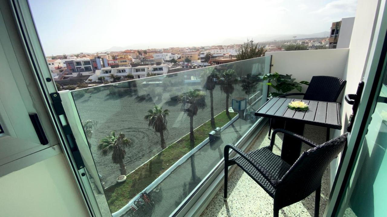 Hermoso Edificio Frente Al Mar Con Gran Terraza Y Hermosas Vistas Лас-Пальмас-де-Гран-Канарія Екстер'єр фото